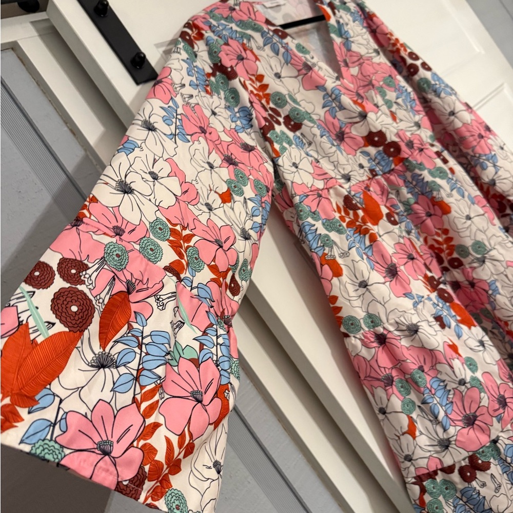 Floral Bell Sleeve Dress 3x (size 20/22)